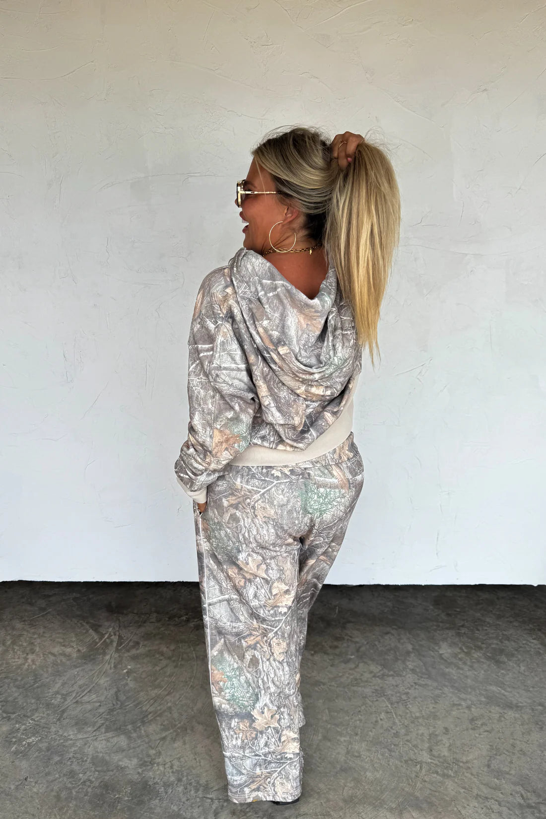 Blakely Best Seller Pullover