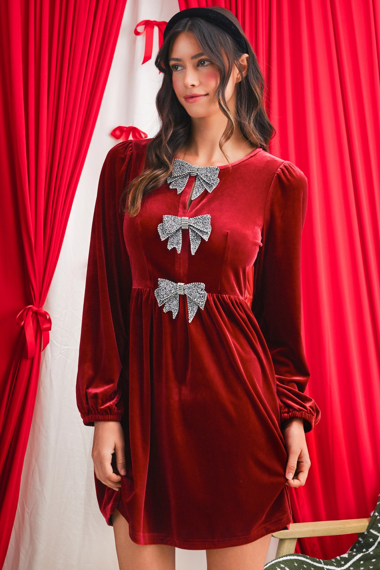 Evergreen Bowknot Decor High Waist Velvet Mini Dress